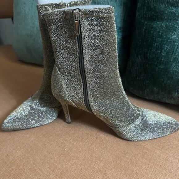 Sam Edelman Olsen Gold Stretch Bootie - 8 - Picture 4 of 7